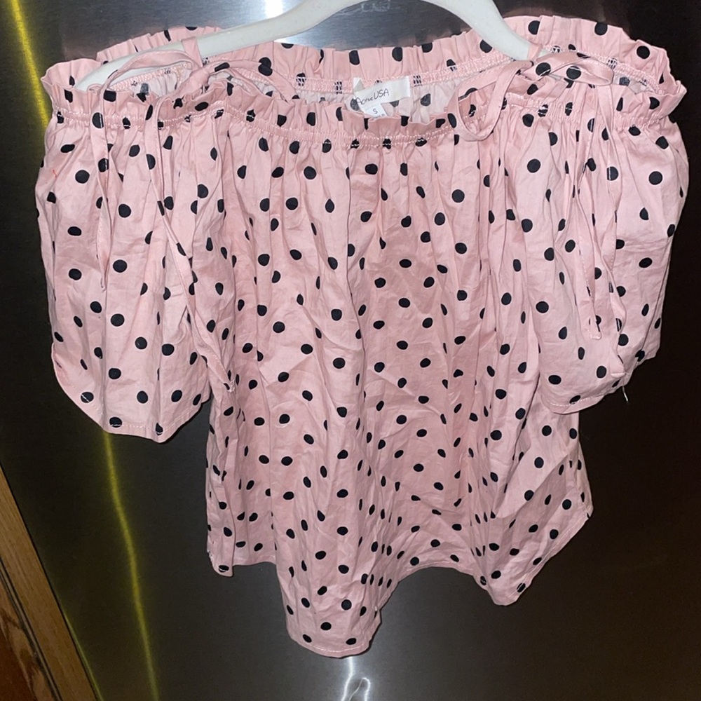 Pink & Black Polka Dot Blouse 🎀🖤 - Picture 6 of 10